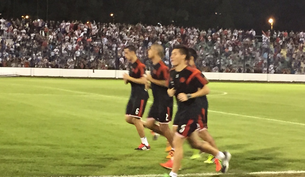River llegó a Formosa, lo recibió una multitud y luego entrenó con público (video)