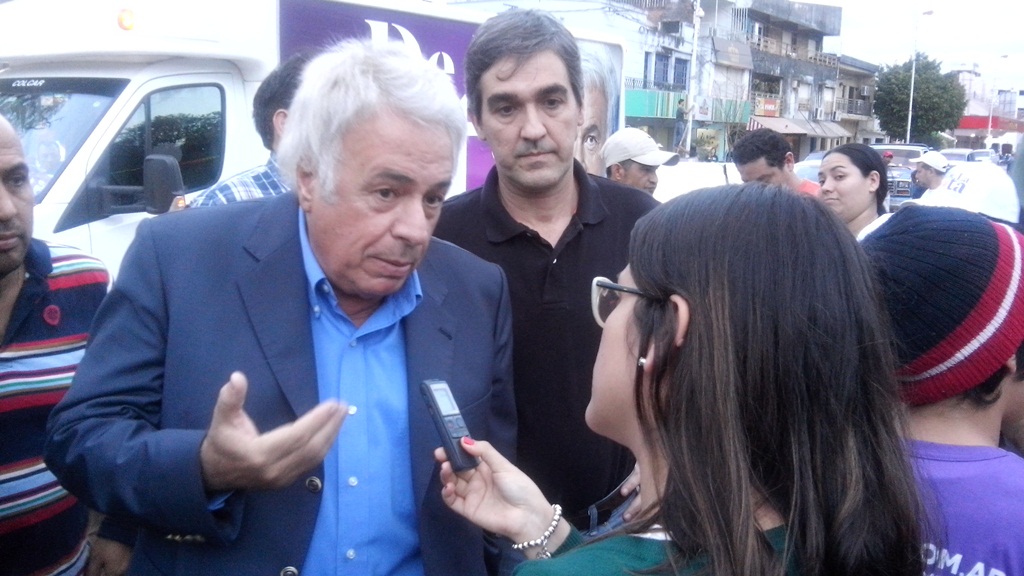 Gildo llamó a De La Sota, pero el cordobés no fue a Laguna Blanca y cuestionó la reelección indefinida