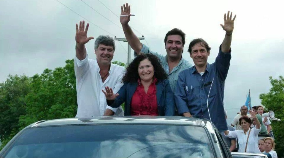 Lucila Duré , en el cierre de campaña del 2013. Acompañada de Buryaile, Martín Hernández y Buryaile. 