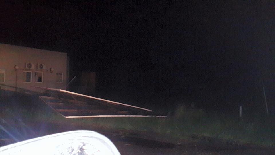 #Galería de fotos  / Temporal de granizo, lluvia y viento en Mansilla y Villa Escolar