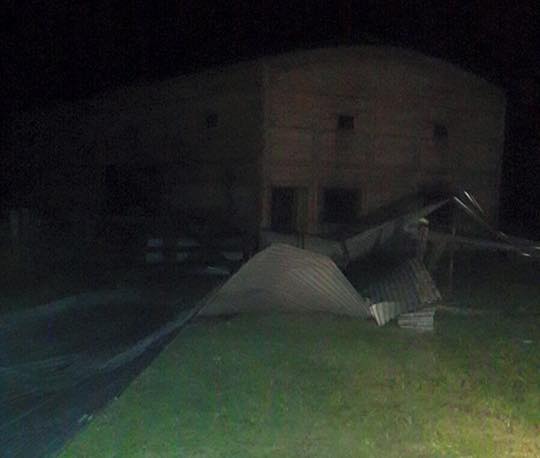 #Galería de fotos  / Temporal de granizo, lluvia y viento en Mansilla y Villa Escolar