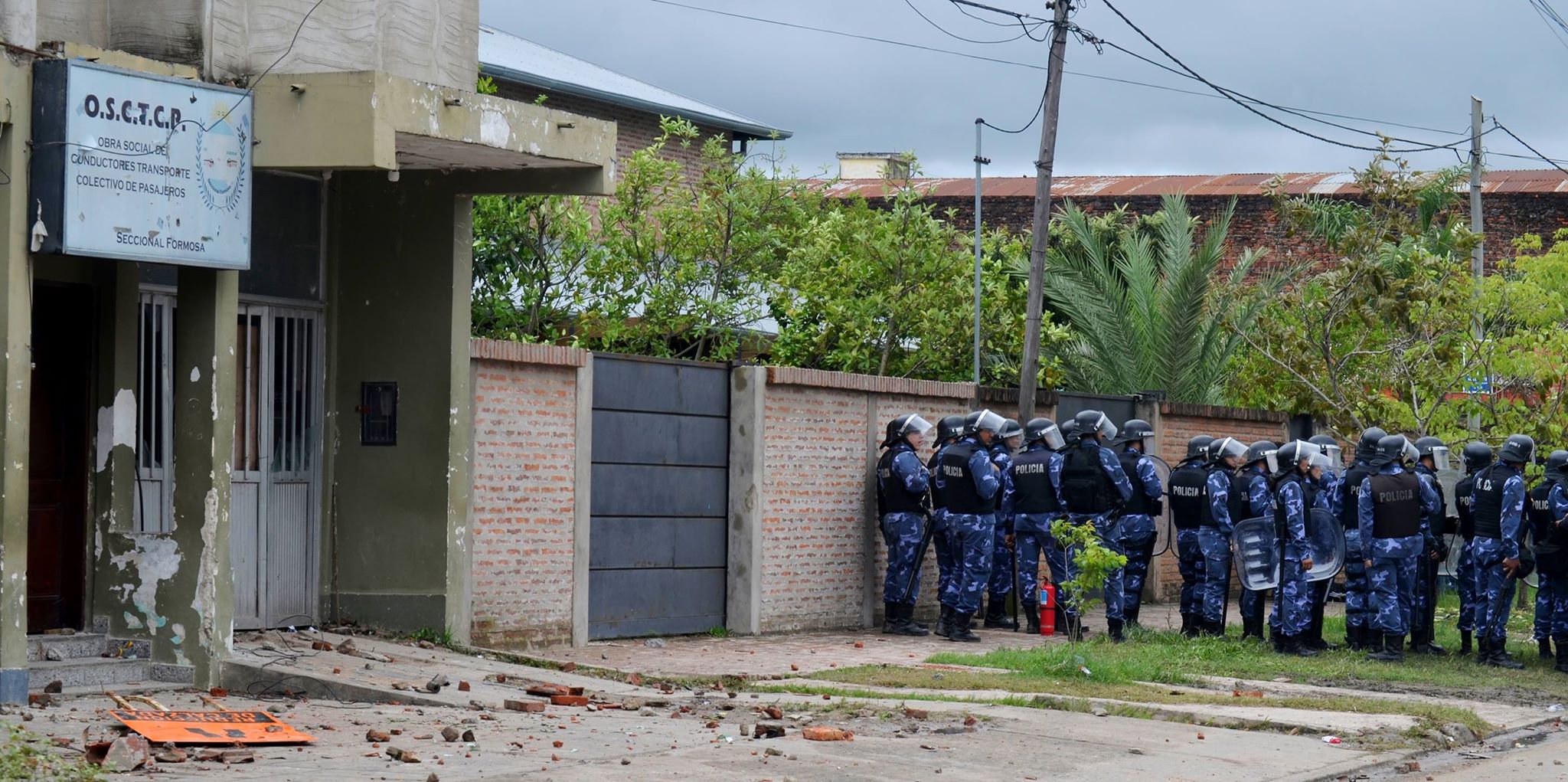 Volvió la calma a la UTA: los trabajadores formoseños mostraron coraje y «se bancaron» la invasión de correntinos y misioneros