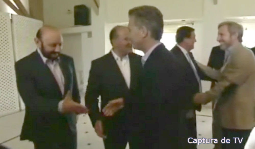 gildo saluda a macri quinta de olivos