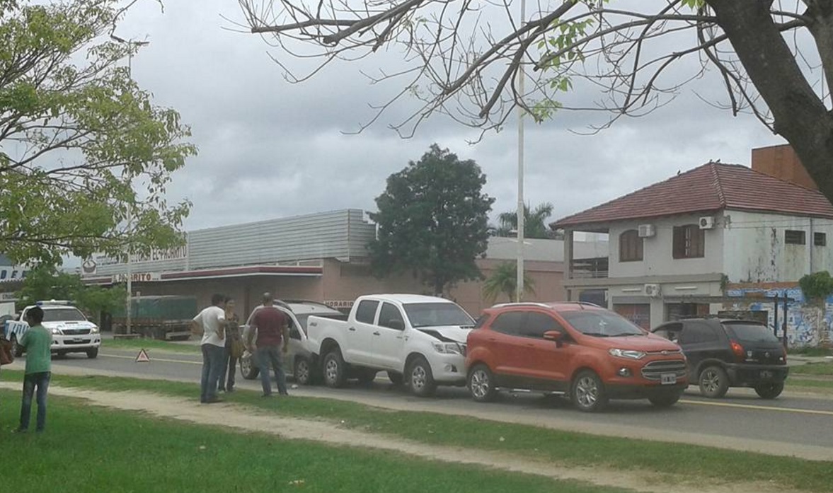 Choque en cadena en la avenida Gutnisky