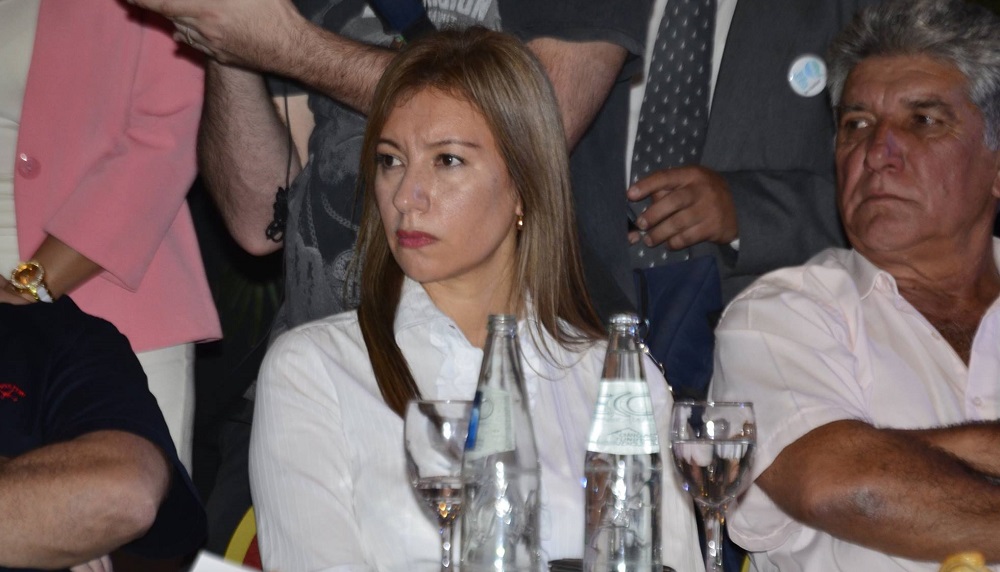 Celia Robles, intendente de Villa Escolar.