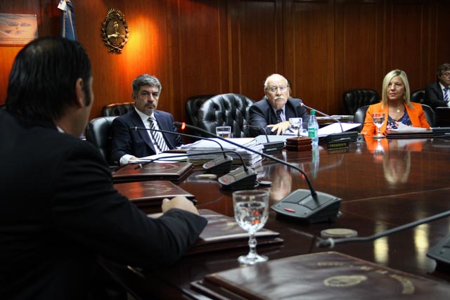 Lorenz Boonman ante miembros del Consejo de la Magistratura