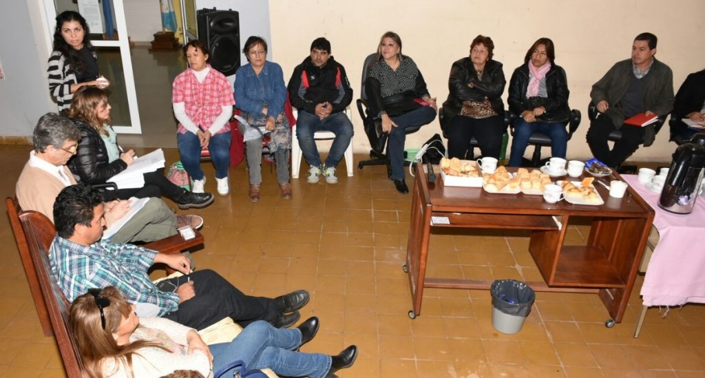 En mantuvo en encuentro con organizaciones sociales, entre ellas algunas muy conocidas como la "17 de Octubre"