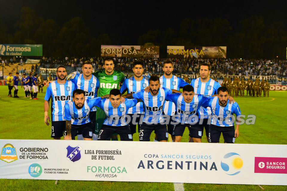 Racing se hizo fuerte en Formosa, y sigue en la Copa Argentina… y con Milito en el hotel