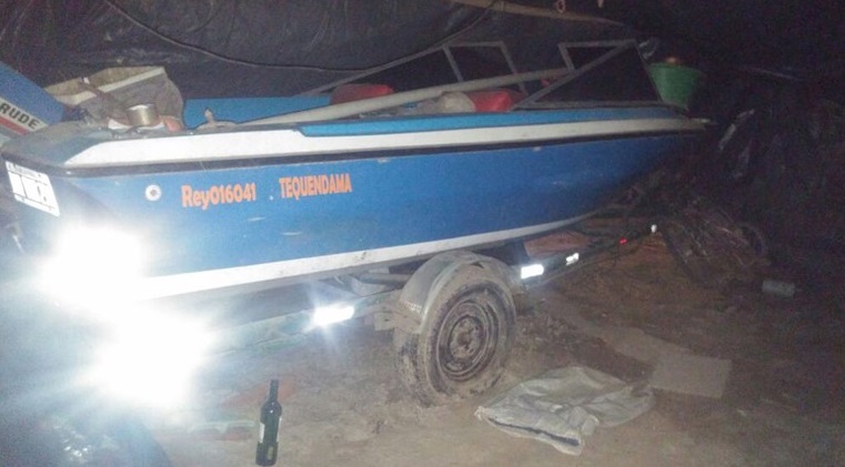La embarcación utilizada para "cruzar" la droga a la Argentina.