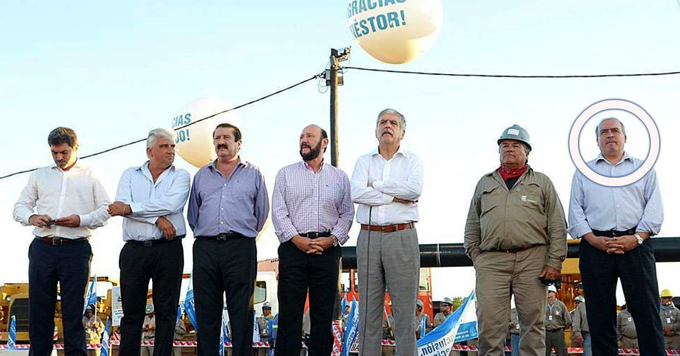 Acto en Ingeniero Juárez, José López en el palco durante un acto junto a De Vido, Insfrán, Cabrera, entre otros.