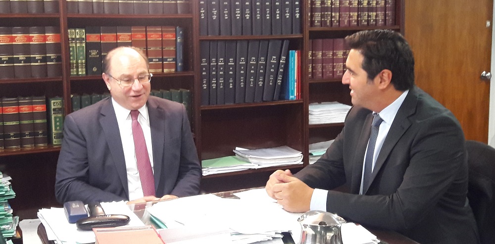El Presidente del Consejo de la Magistratura, Miguel Piedecasas, junto al diputado Martín Hernández.
