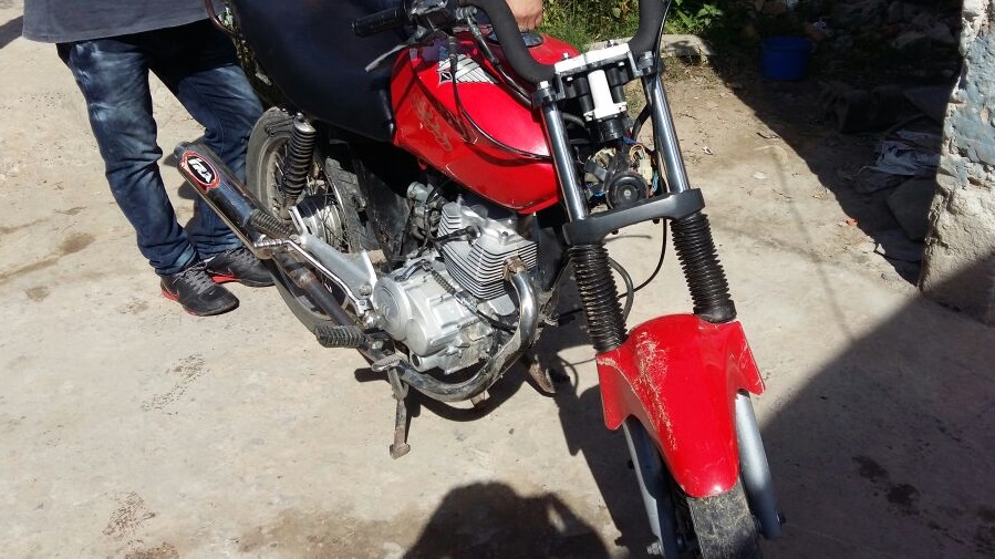 moto rompecoches 02