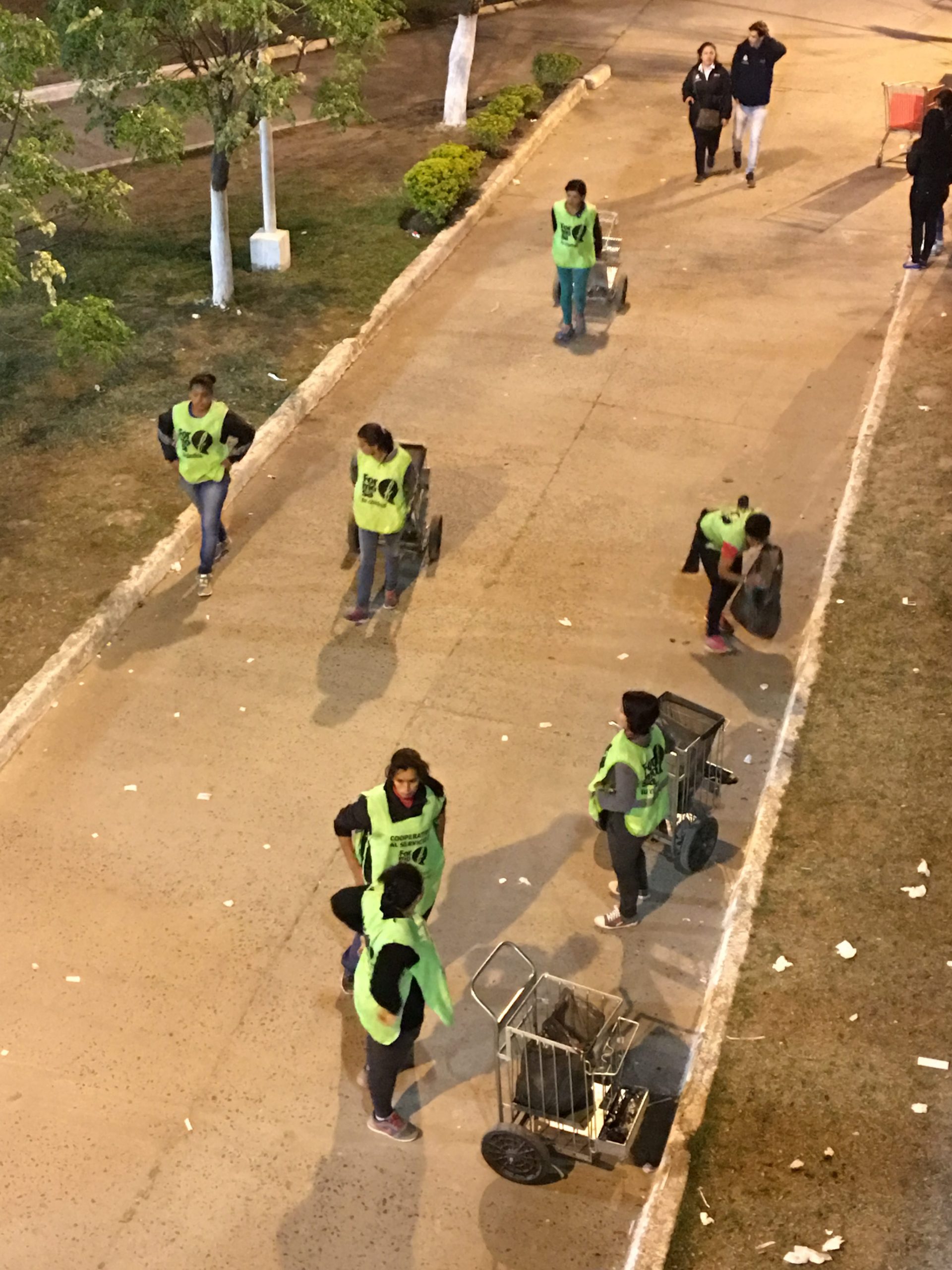 El Antonio Romero repleto festejó el triunfo de Boca por 2 a 1