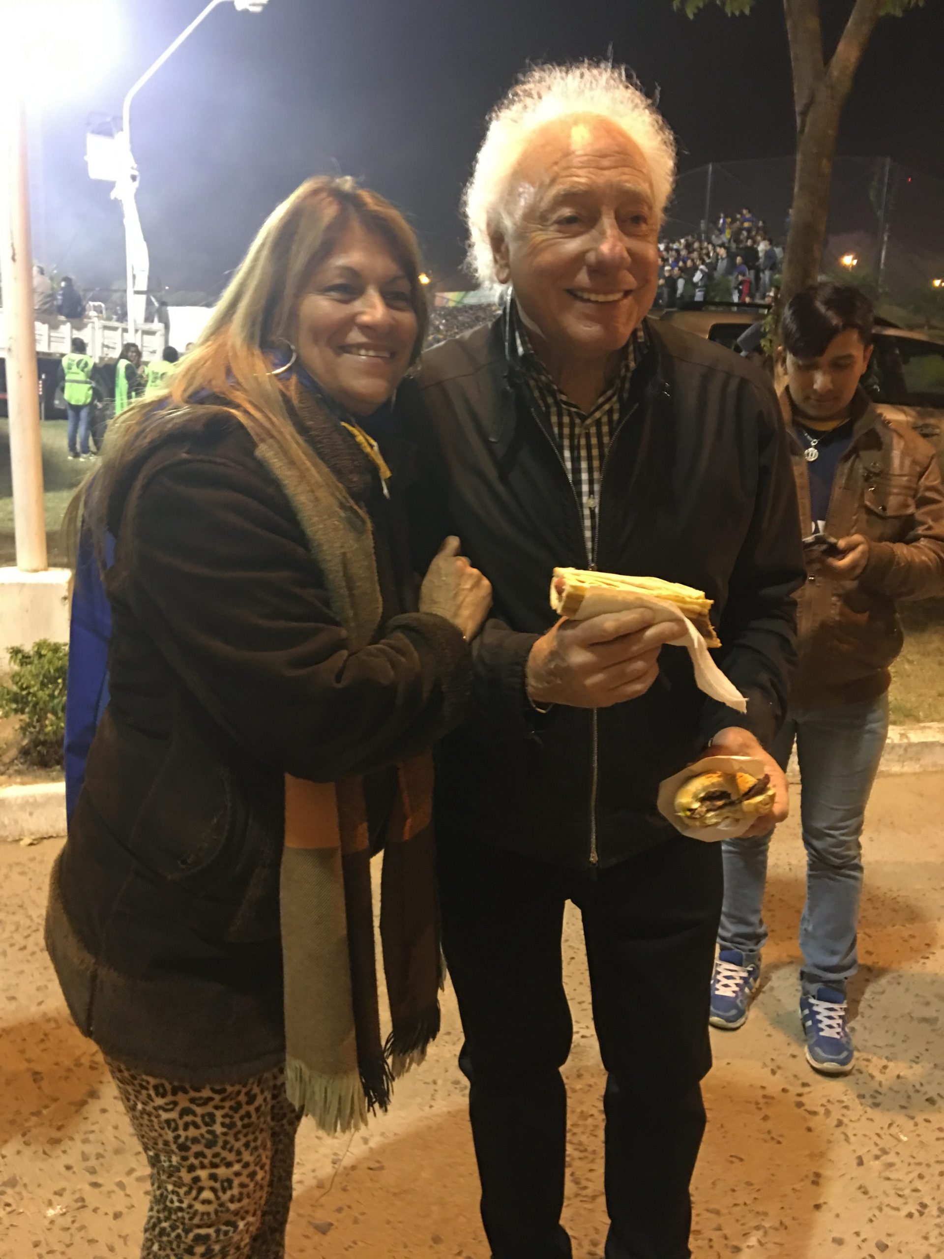 El Antonio Romero repleto festejó el triunfo de Boca por 2 a 1