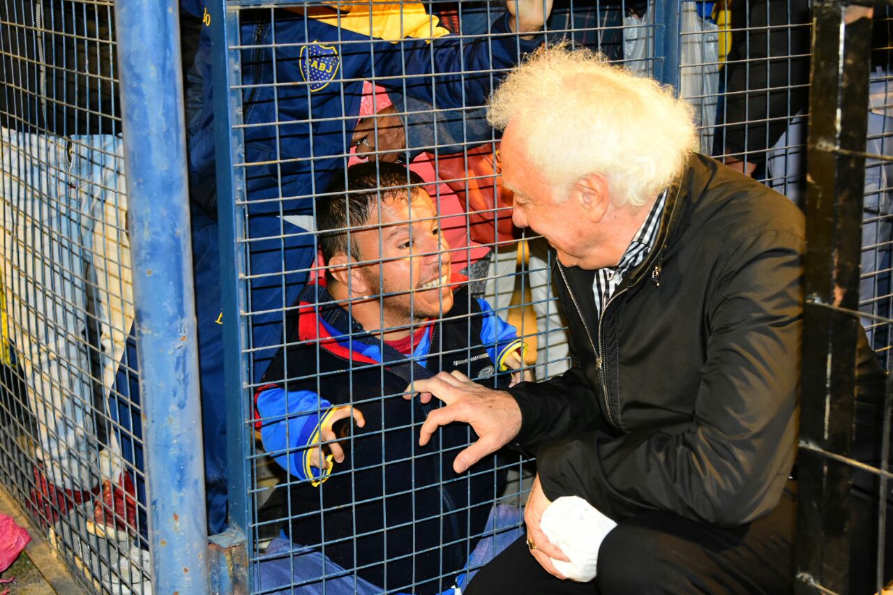 El Antonio Romero repleto festejó el triunfo de Boca por 2 a 1