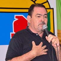 «Viejo y dolobu» la autocrítica de vida del «compañero» Jorge Santander