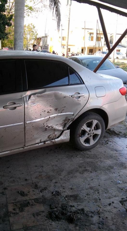 Un patrullero «se metió» en su casa tras persecución a un motociclista