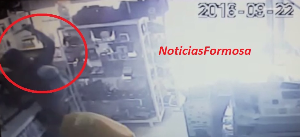 #Video / Otro asalto a la farmacia La Nueva Estrella: «parece que tenemos que hacer justicia por mano propia!!!