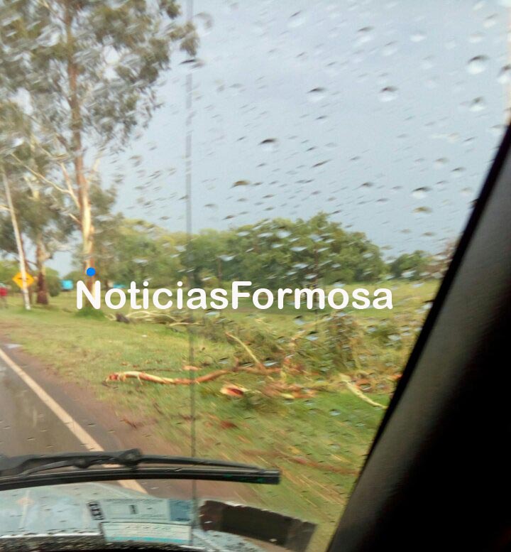 Fuertes vientos en Laishí provocaron daños, no hay luz (galería de fotos)