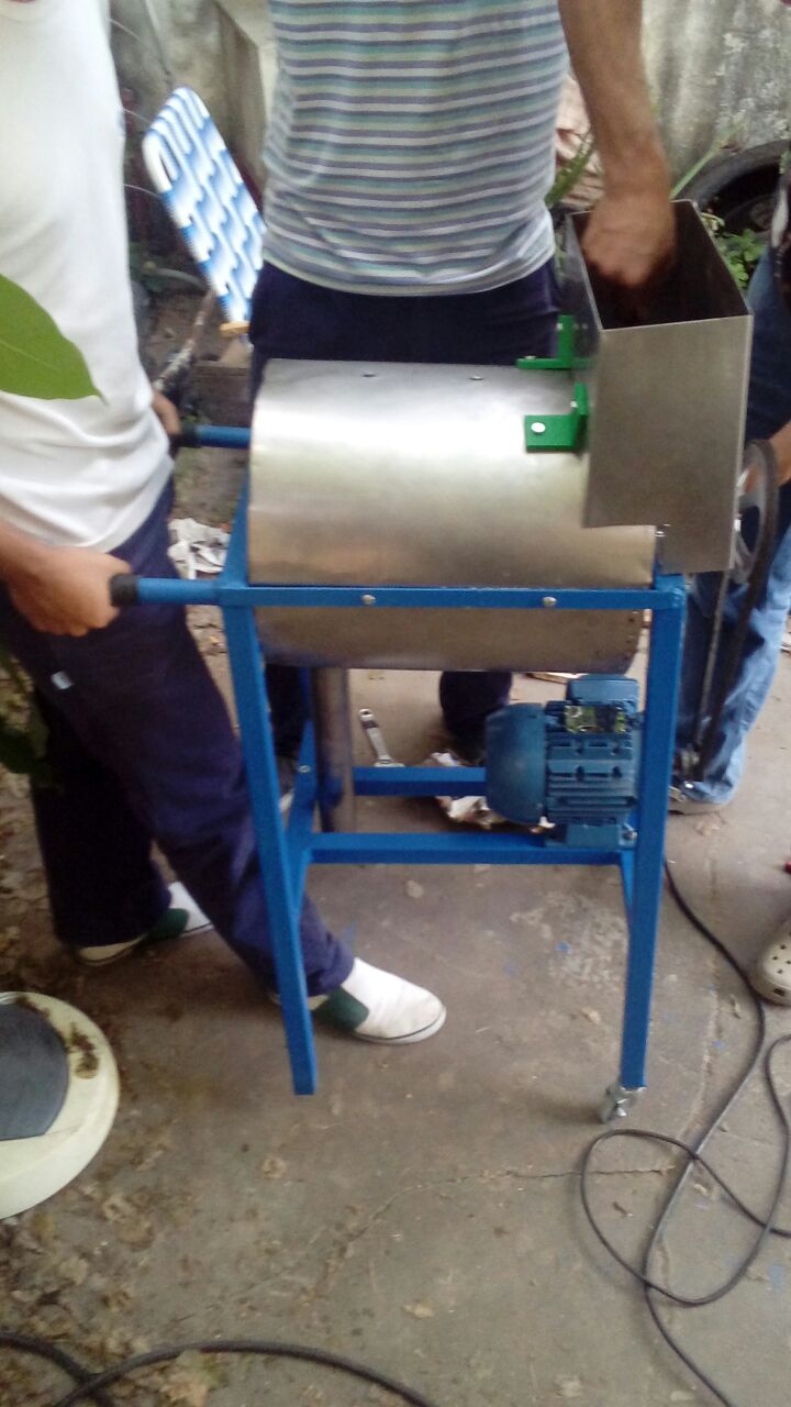 Alumnos de la EPET 1, premiados a nivel nacional por proyecto de «aprovechamiento» del mango