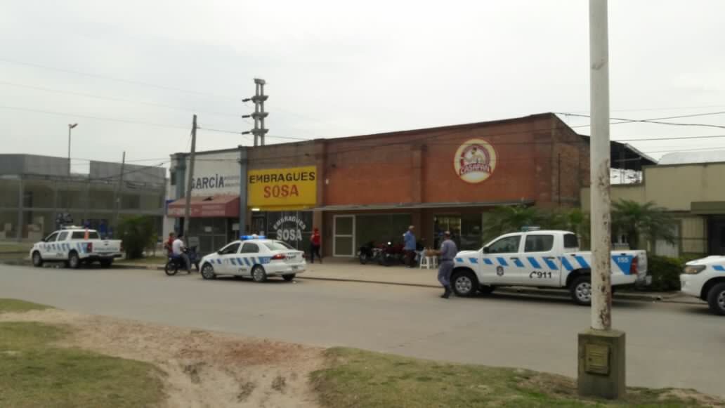 #Video / A mano armada y con casco, robaron a clientes y recaudación de CasaPan