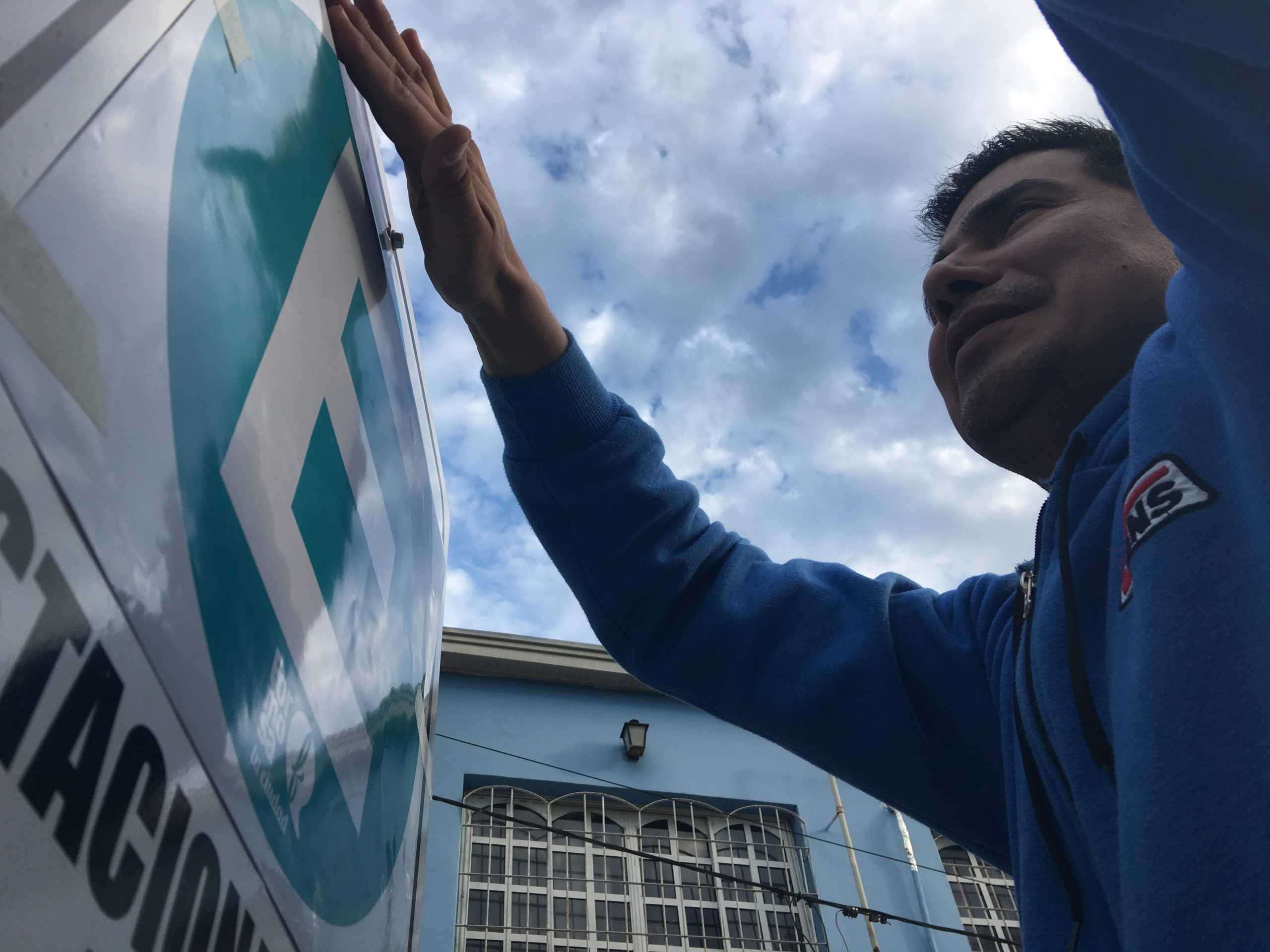 Estacionamiento medido: martes, educativo; desde el miércoles y hasta fin de año, $6