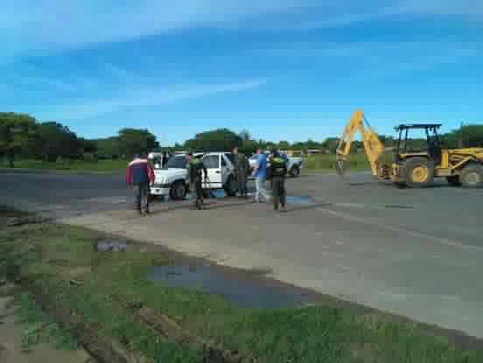 Despistaron y abandonaron una camioneta llena de cigarrillos paraguayos