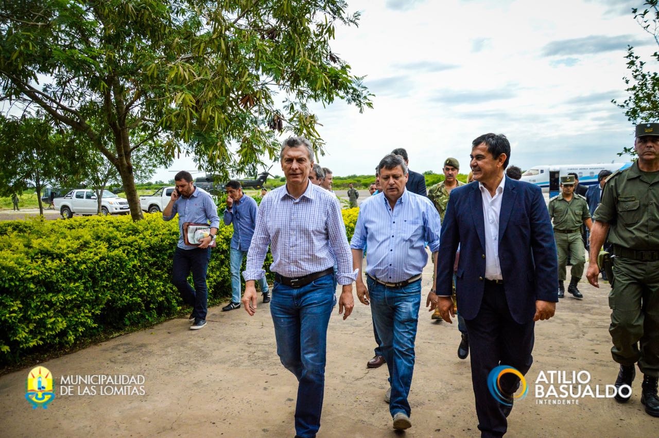 A Macri lo recibieron Atilio Basualdo y los ministros Quintana y Malich, Gildo estaba en Buenos Aires