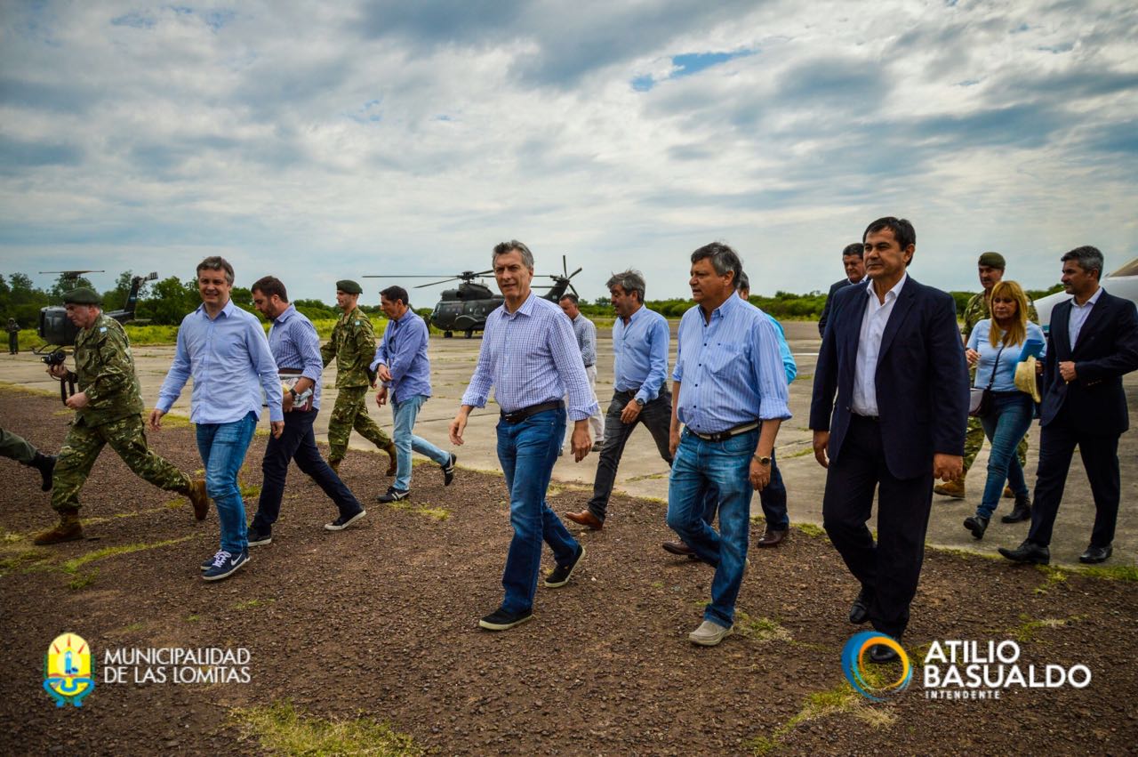 A Macri lo recibieron Atilio Basualdo y los ministros Quintana y Malich, Gildo estaba en Buenos Aires