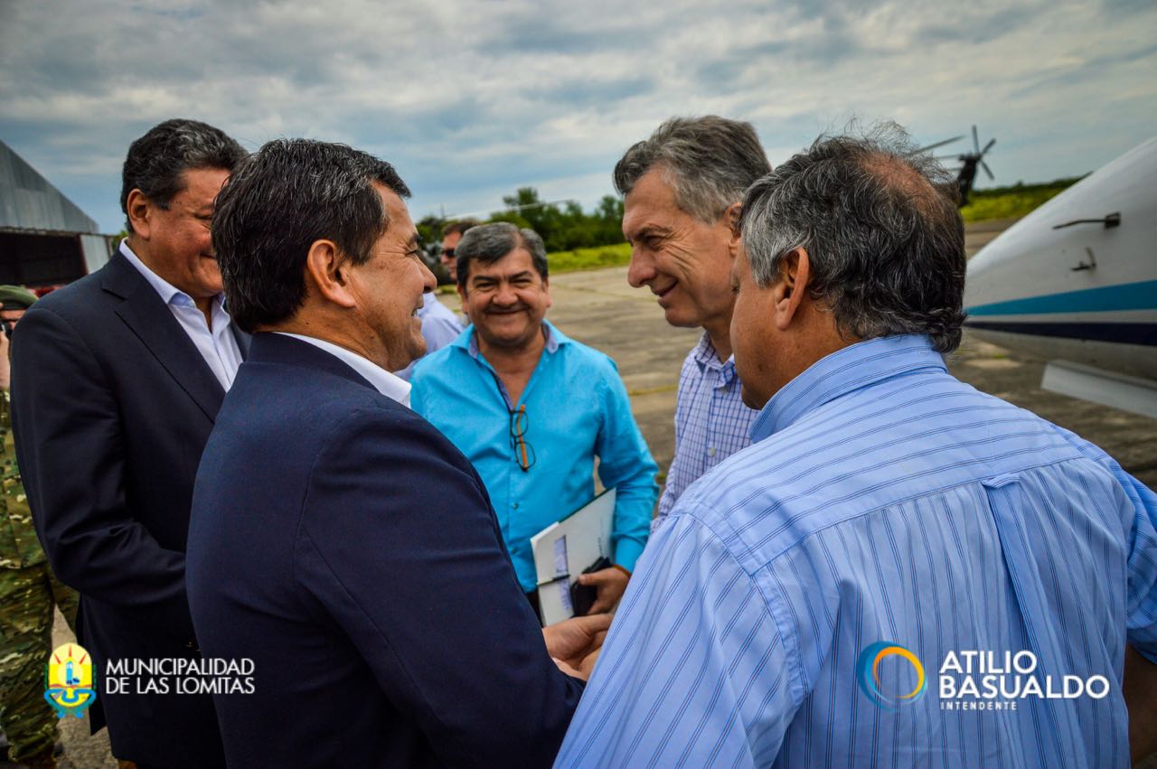 A Macri lo recibieron Atilio Basualdo y los ministros Quintana y Malich, Gildo estaba en Buenos Aires