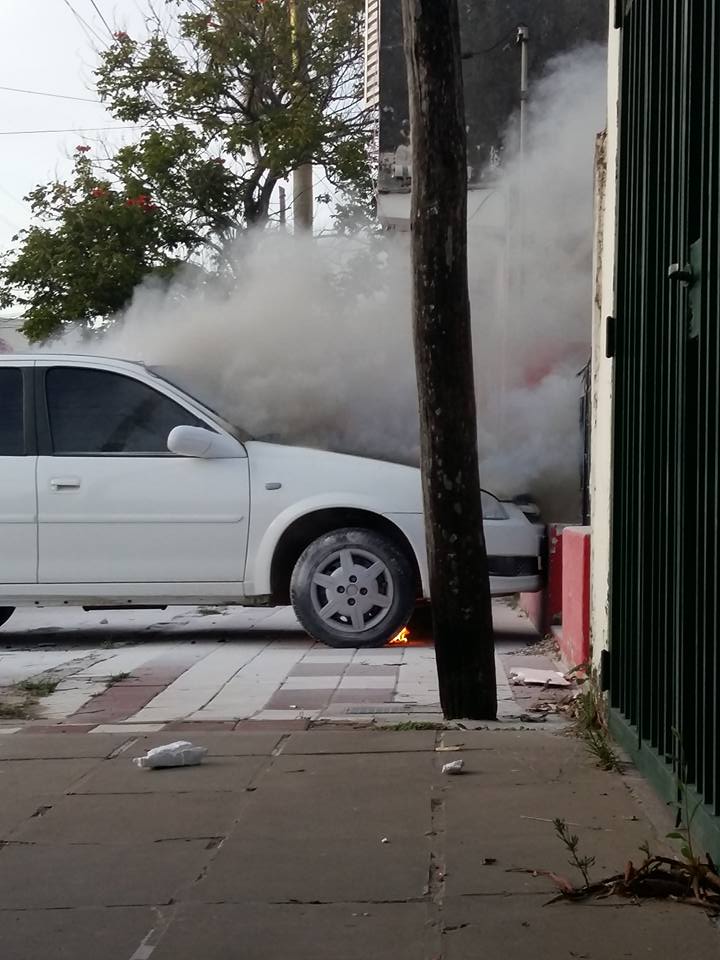 auto-incendiado-2