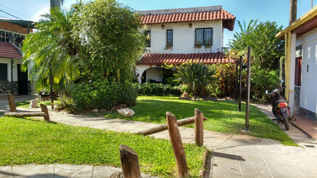 Polémica en el barrio La Paz por una vecina que «quiere construir una pileta» en un espacio público