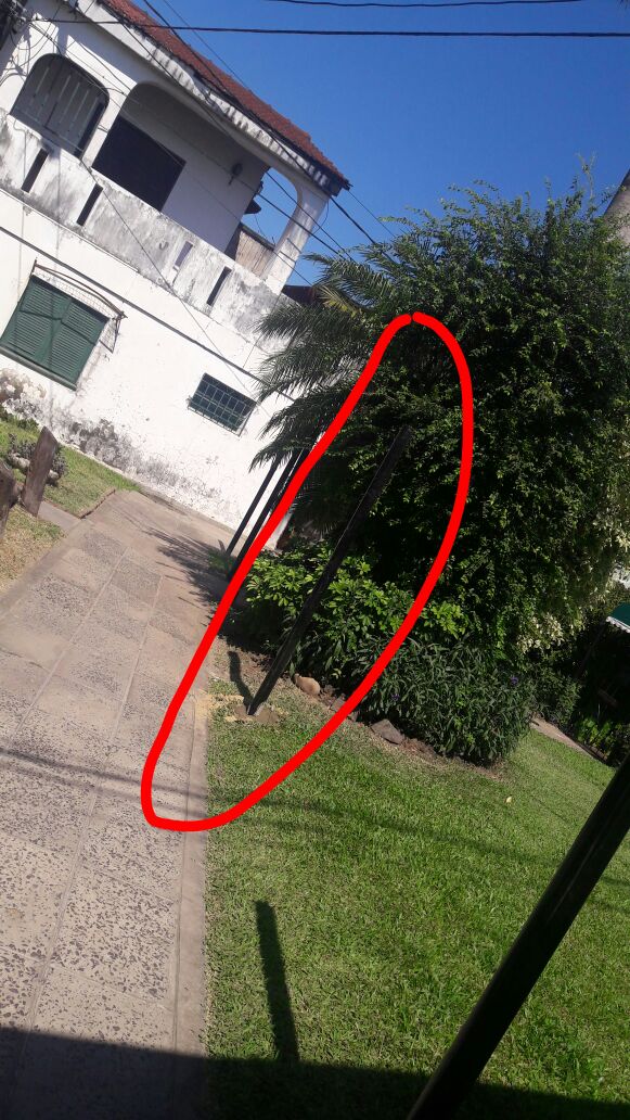 Sigue la polémica en el barrio La Paz: continúa la construcción en un espacio público