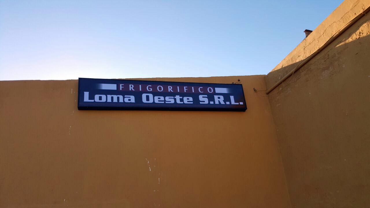 El viernes inauguran el Frigorífico Loma Oeste, invitaron a Buryaile y Gildo