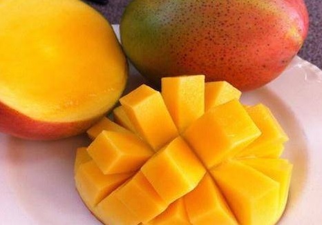 El mango es una fruta con muchas propiedades y debe ser aprovechada ahora que tenemos en abundancia.