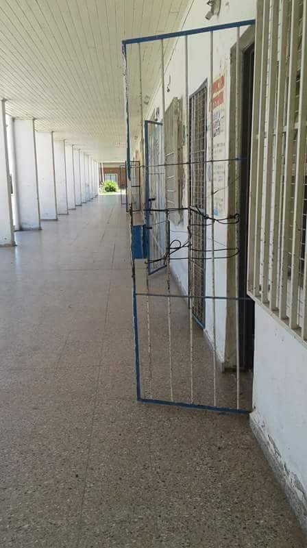 Piden reparaciones en una escuela secundaria bilingüe del barrio Namqom