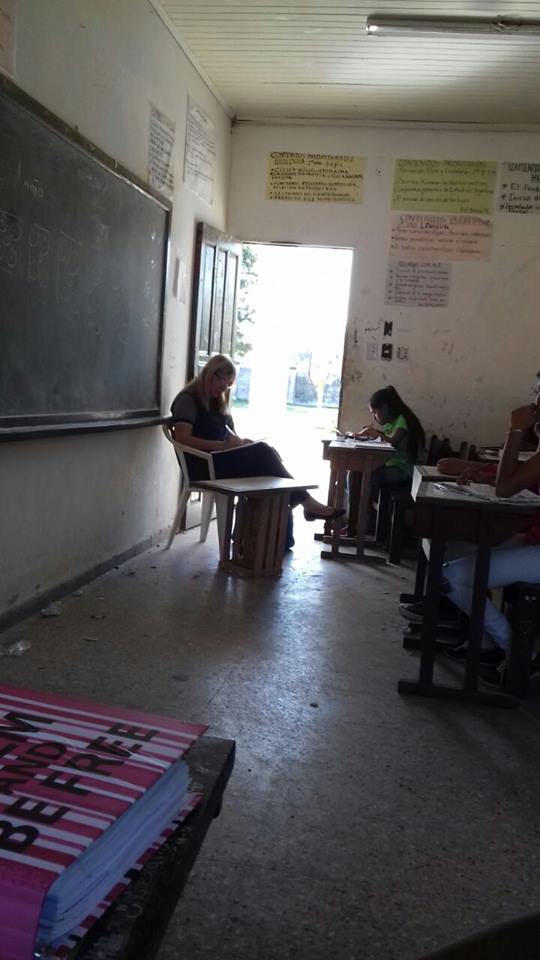 Piden reparaciones en una escuela secundaria bilingüe del barrio Namqom