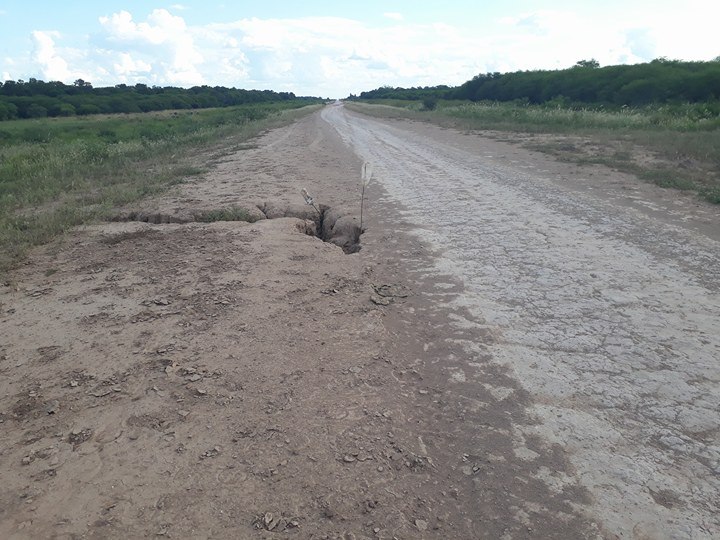 Reclaman reparación de la ruta 23, «que se estaba por asfaltar, pero la constructora levantó el obrador»