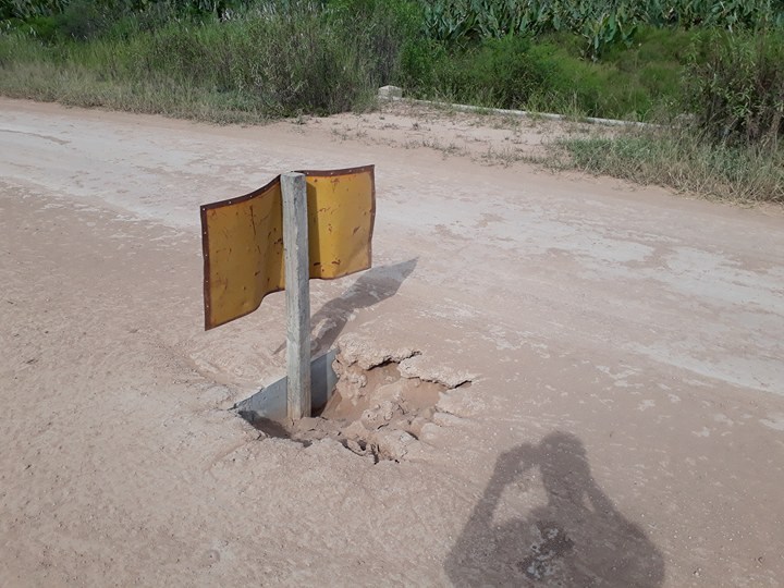 Reclaman reparación de la ruta 23, «que se estaba por asfaltar, pero la constructora levantó el obrador»