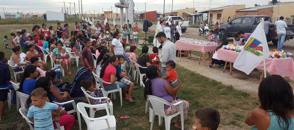 Yanina, la hija de Gildo, también participa de la campaña 2017; será candidata?