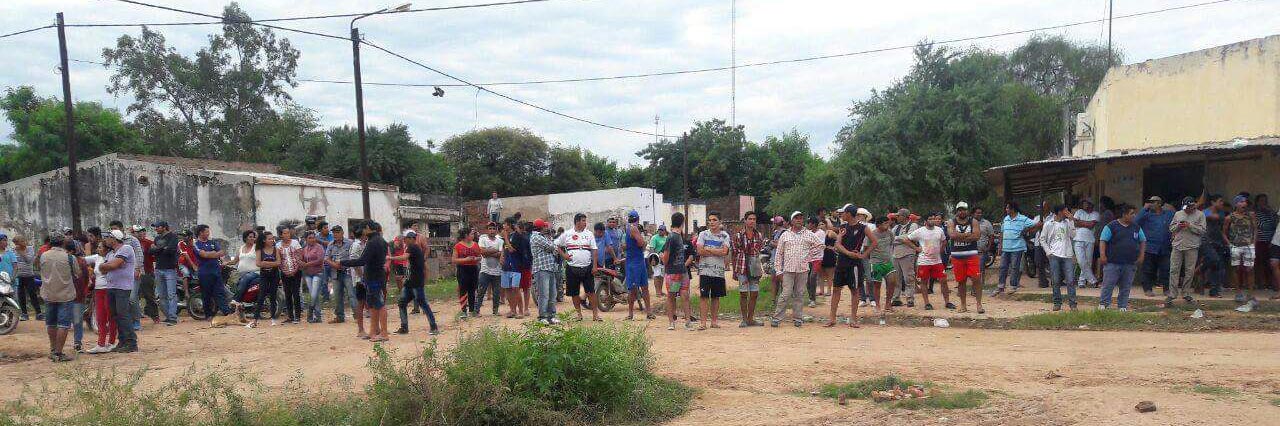 #Juárez / Electrifican casas por temor a los ataques de los aborígenes, pero hay principio de acuerdo (audio y video)