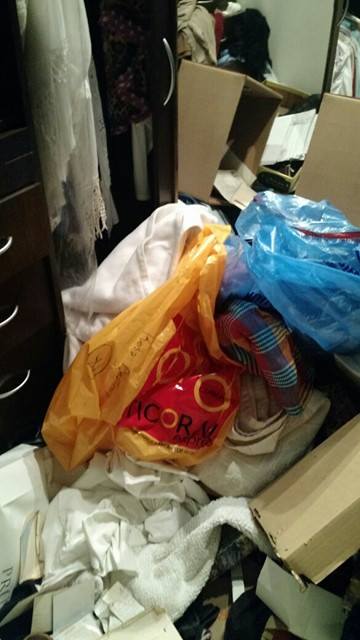 De terror!!.. mientras estaba en el cine mirando un film estreno de su hijo, le robaban en su casa