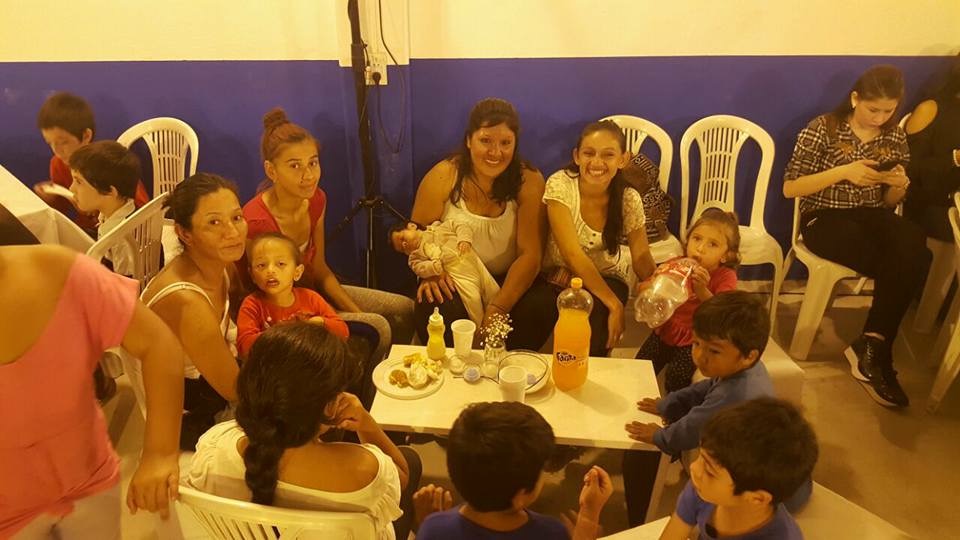 Sumar, la agrupación política donde milita la hija del gobernador