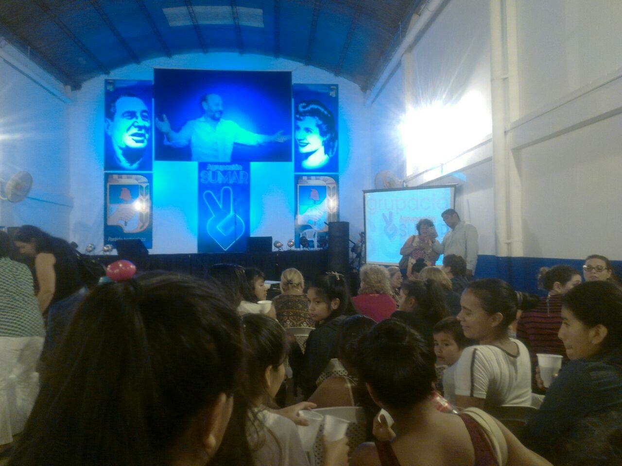 Sumar, la agrupación política donde milita la hija del gobernador