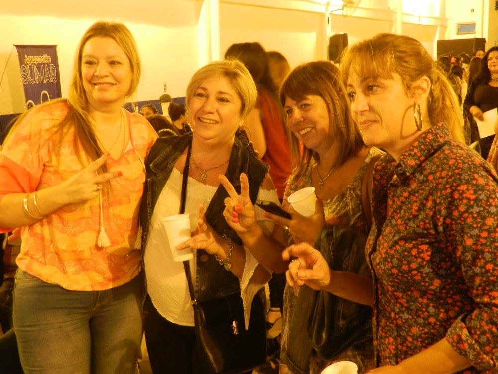 Sumar, la agrupación política donde milita la hija del gobernador