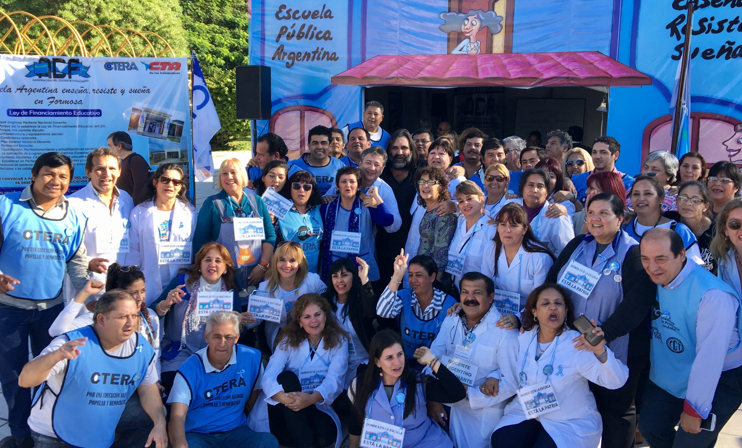 Baradel, Yasky y Alesso vinieron a la Escuela Itinerante y agradecieron a Gildo por adherir al reclamo de paritarias nacionales