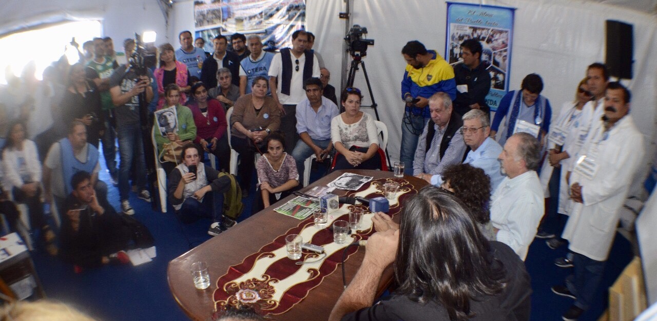 Baradel, Yasky y Alesso vinieron a la Escuela Itinerante y agradecieron a Gildo por adherir al reclamo de paritarias nacionales