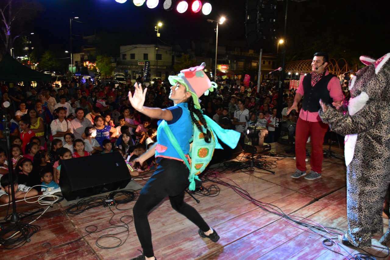 Brillante cierre del festival musical y la feria en la plaza San Martín
