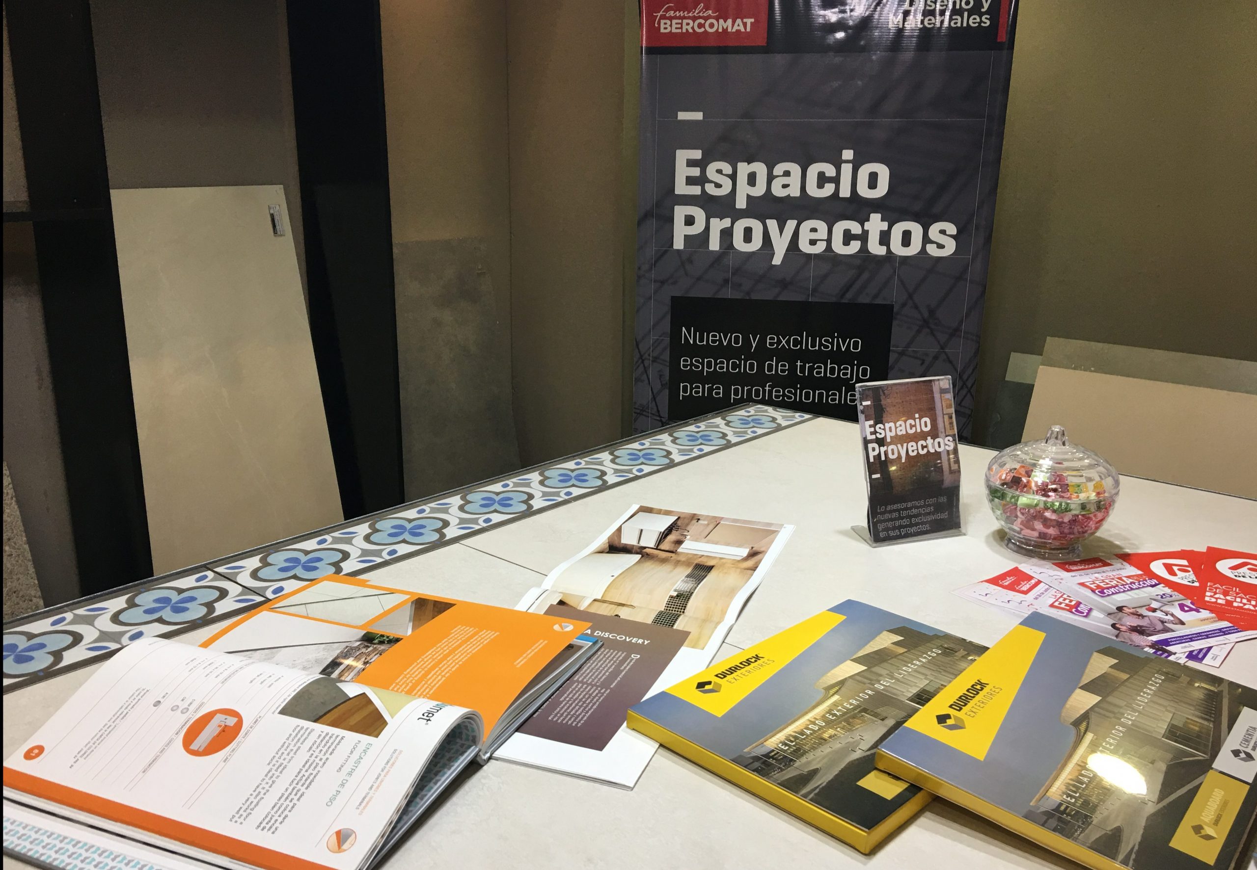 Espacio Proyecto: la oficina del profesionales de la construcción en Familia Bercomat