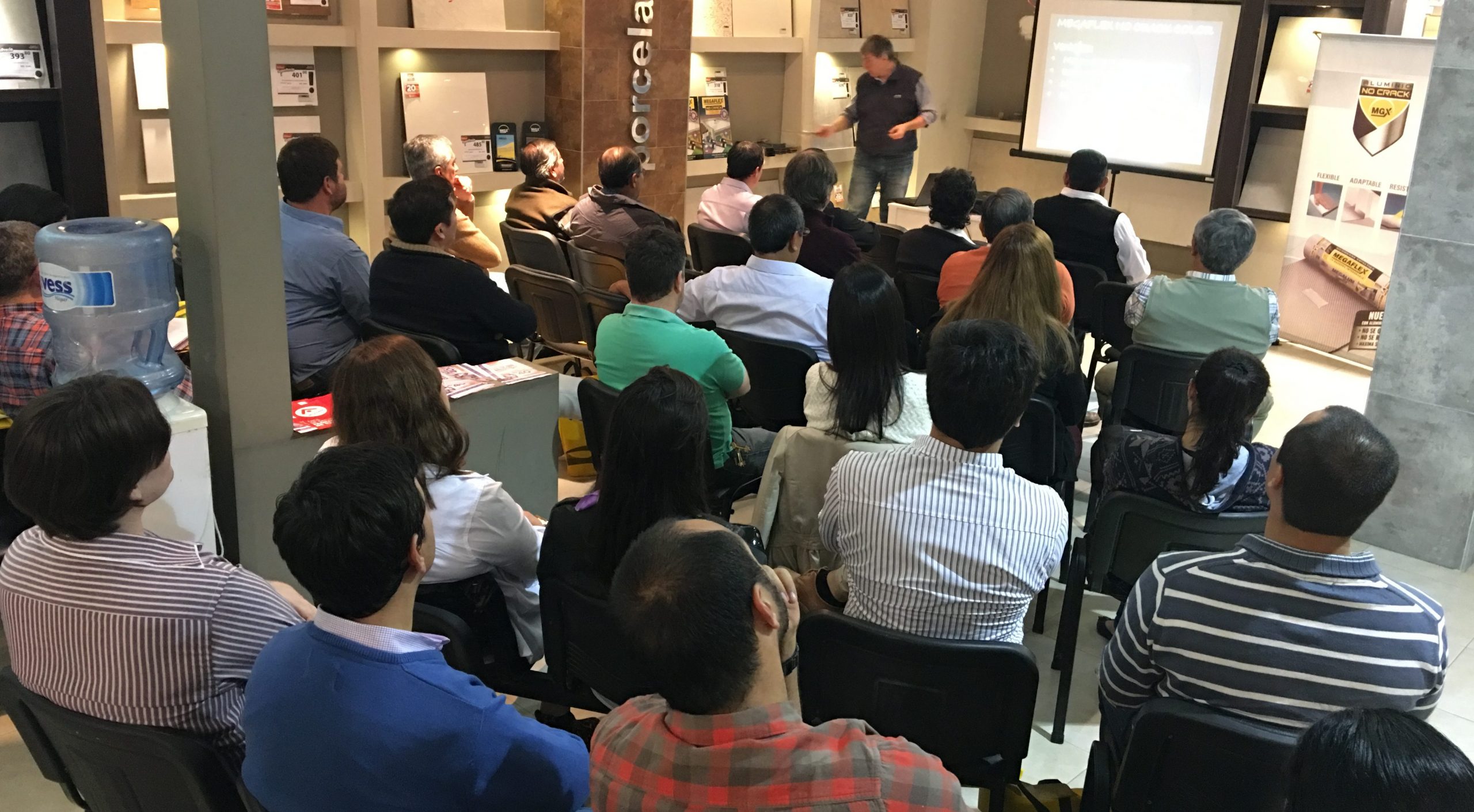 Espacio Proyecto: la oficina del profesionales de la construcción en Familia Bercomat